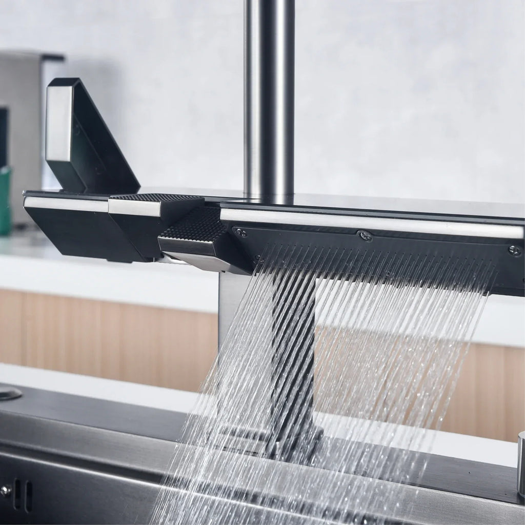 LuxChrome Faucet - Elegante Digitale Keukenkraan in Zwart-Roségoud