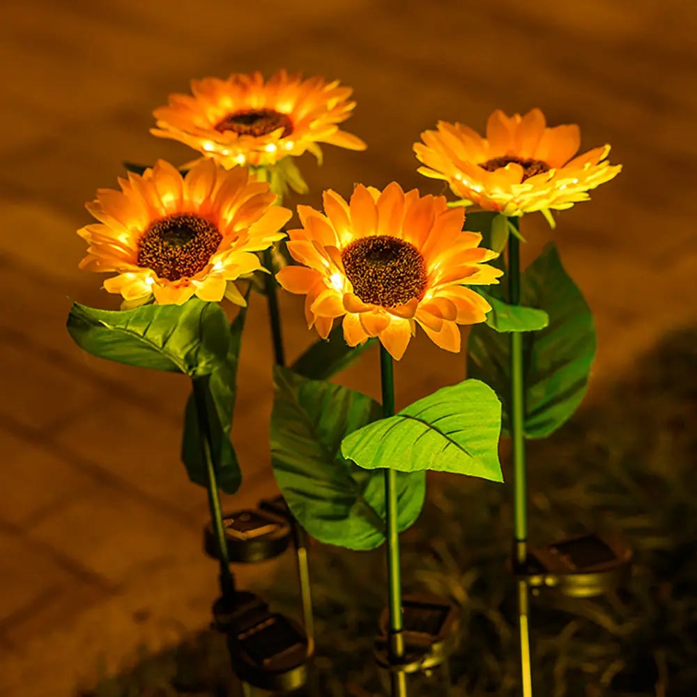 SolarBloom – Realistic Sunflower Garden Lamp for Outdoors