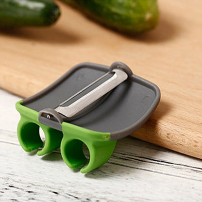 FingerGuard – Safe Vegetable Peeler for the Kitchen