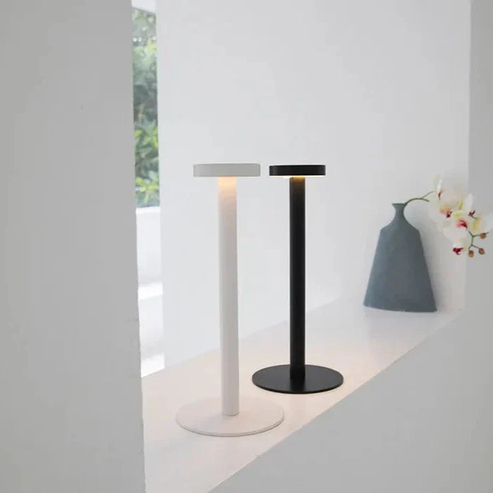 LumiRest – Luxury Wireless LED Outdoor Lamp