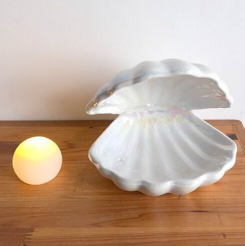 MystiShell Lamp - Dreamy Lamp for Serene Illumination