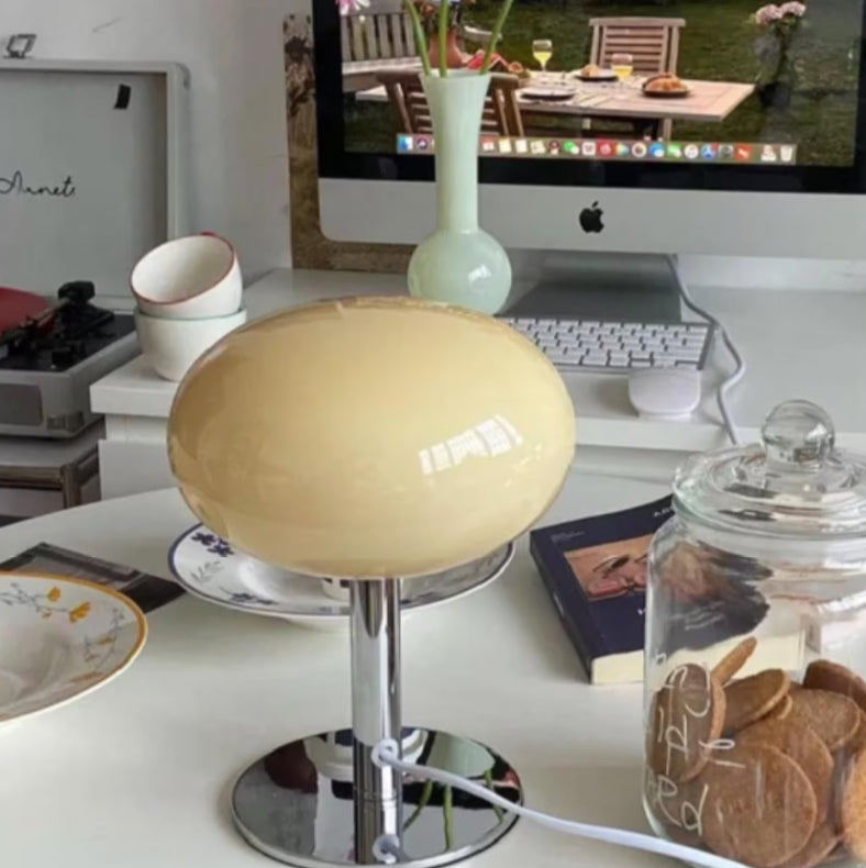 Enchanting Light – Elegant Beige LED Lamp for Atmospheric Lighting