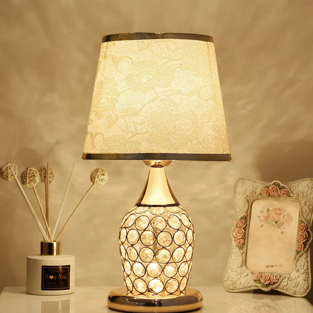 KristalGlow – Elegant Table Lamp for Romantic Ambiance