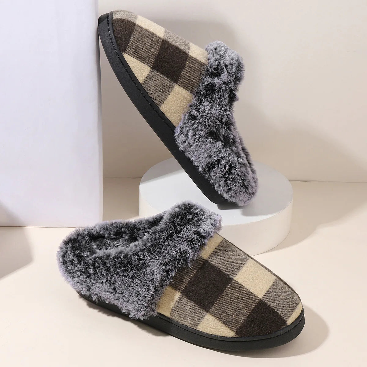 Velvet Vibes Slippers - Child-Friendly Winter Slippers Made of Wool and Cotton with Anti-Slip