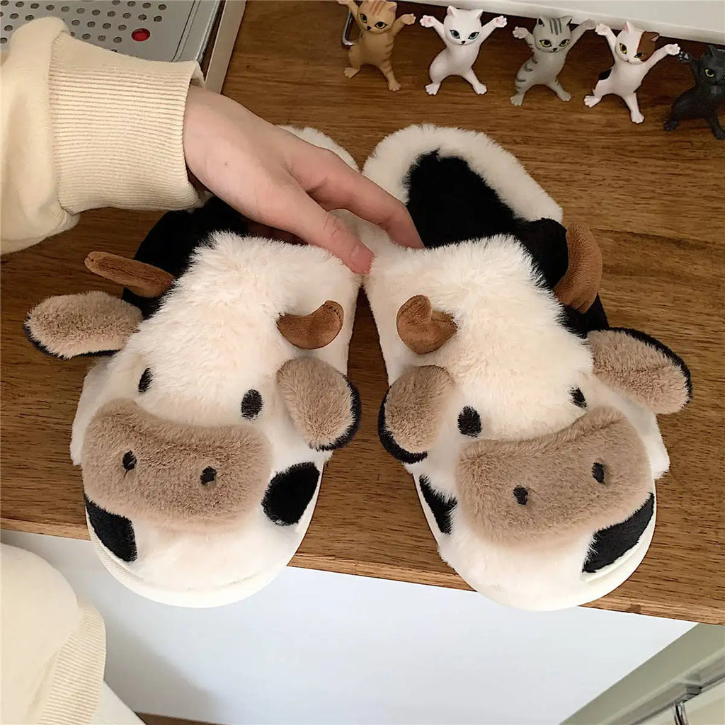 ComfortCow Slippers - Playful Slippers for Cozy Winter Days
