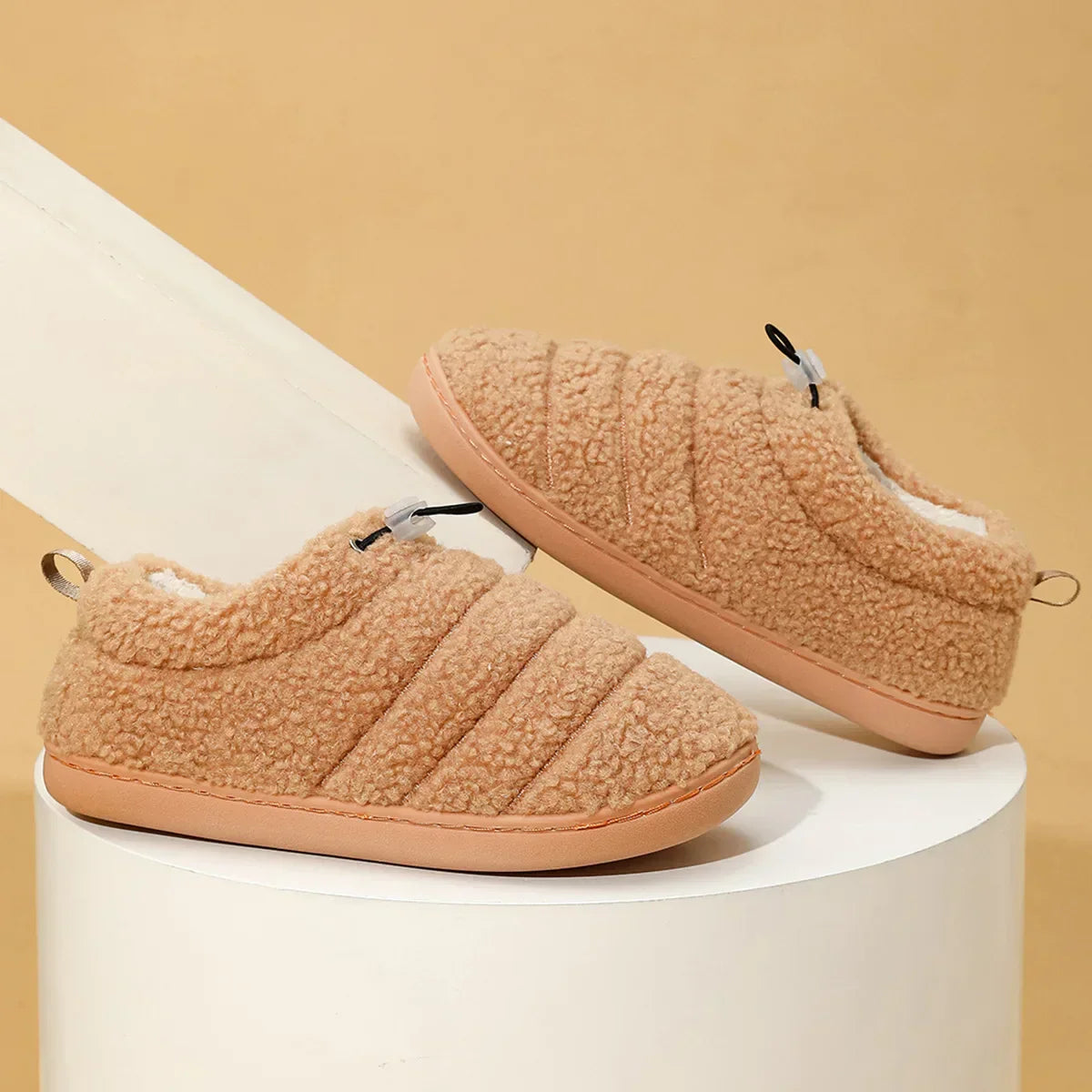 CloudWalk Slippers - Stylish Plush Non-Slip Slippers for Ultimate Winter Comfort