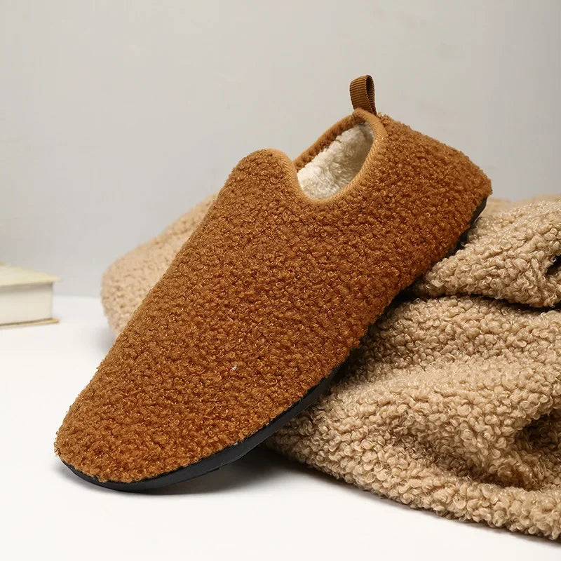 Cloud Warmers Slippers - Luxurious Plush House Shoes for Optimal Comfort
