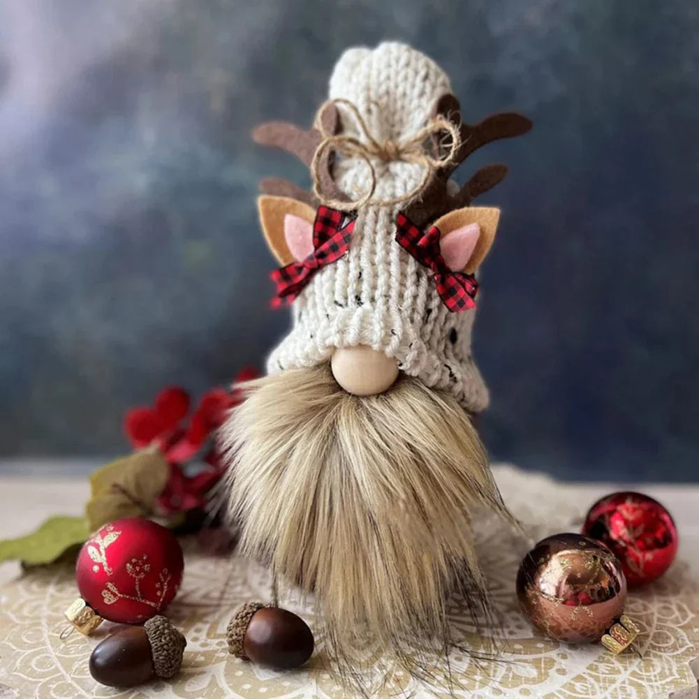 Cute Handmade Gnomes for Festive Atmospheres