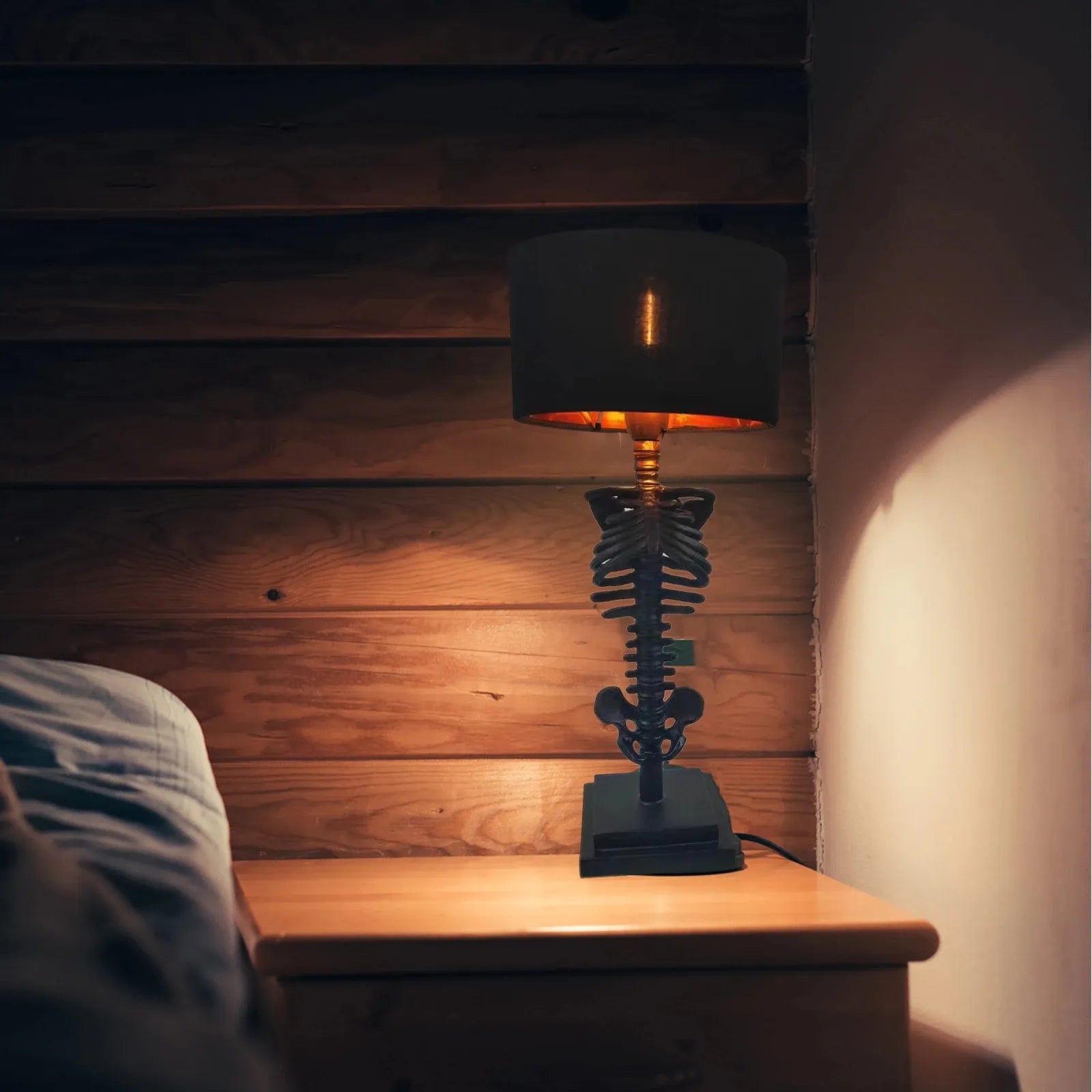 Gothic Skeleton Table Lamp – Handmade and Mysterious Design