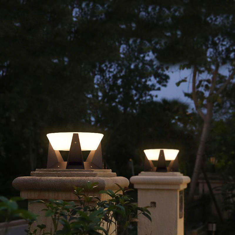 Solvia SolarLight – Modern LED Garden Lighting