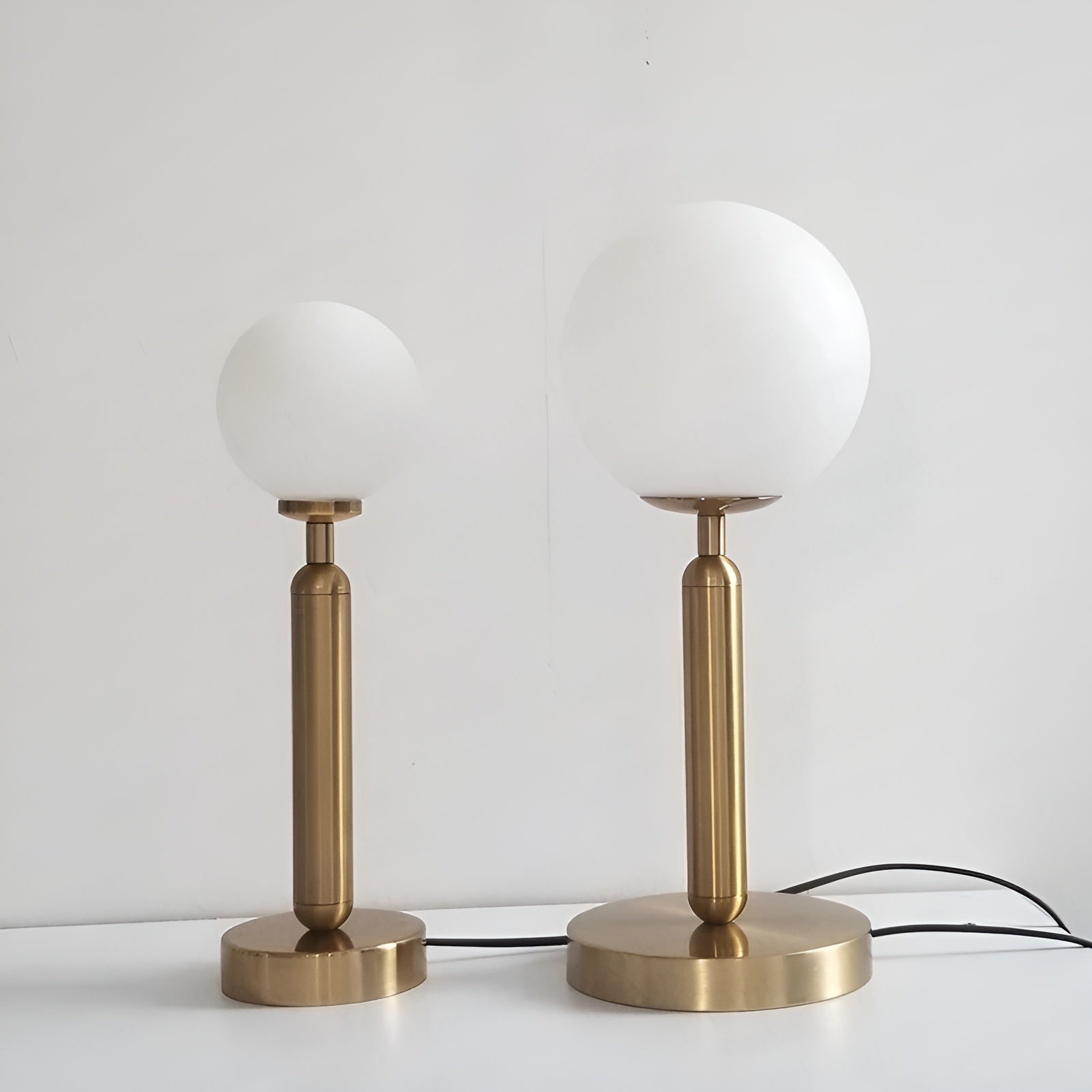 SphereShine Luxe Glass & Brass Table Lamp – Elegance and LED