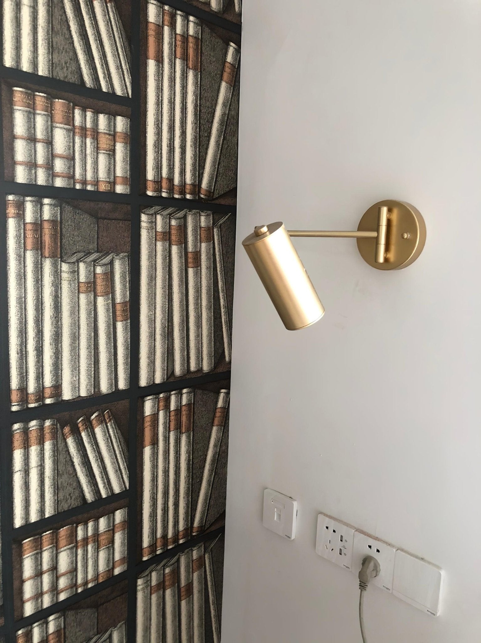 ModernGlow - Sleek Metal and Acrylic Wall Lamp