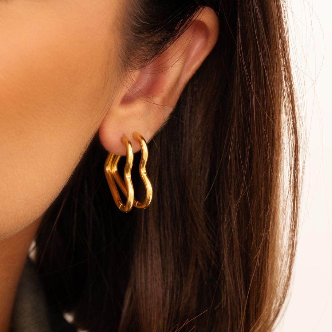 HeartLuxe Earrings - Elegant and Trendy Hoop Earrings