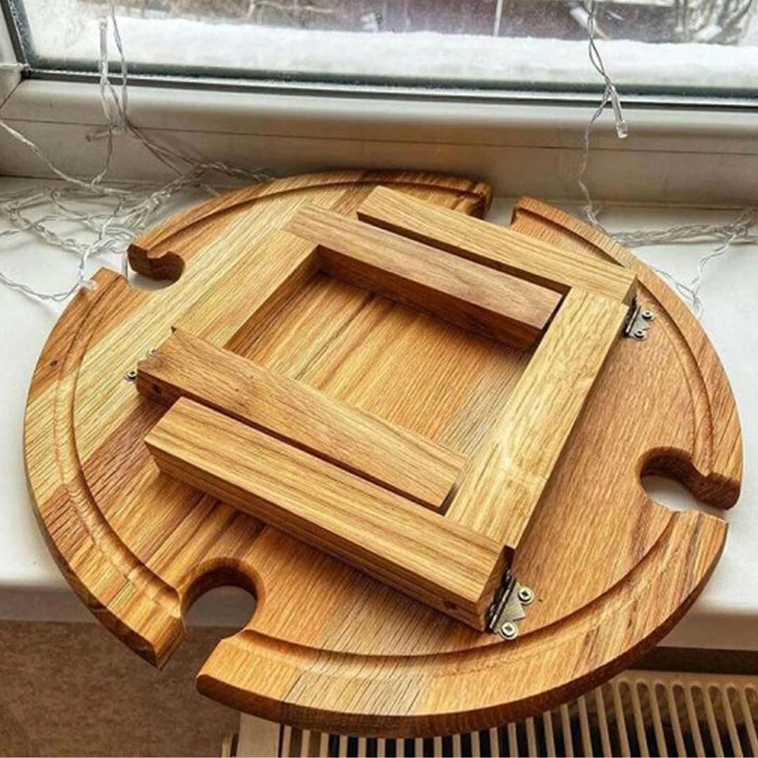 CheeseBoard Delights – Stylish Wooden Picnic Accessory