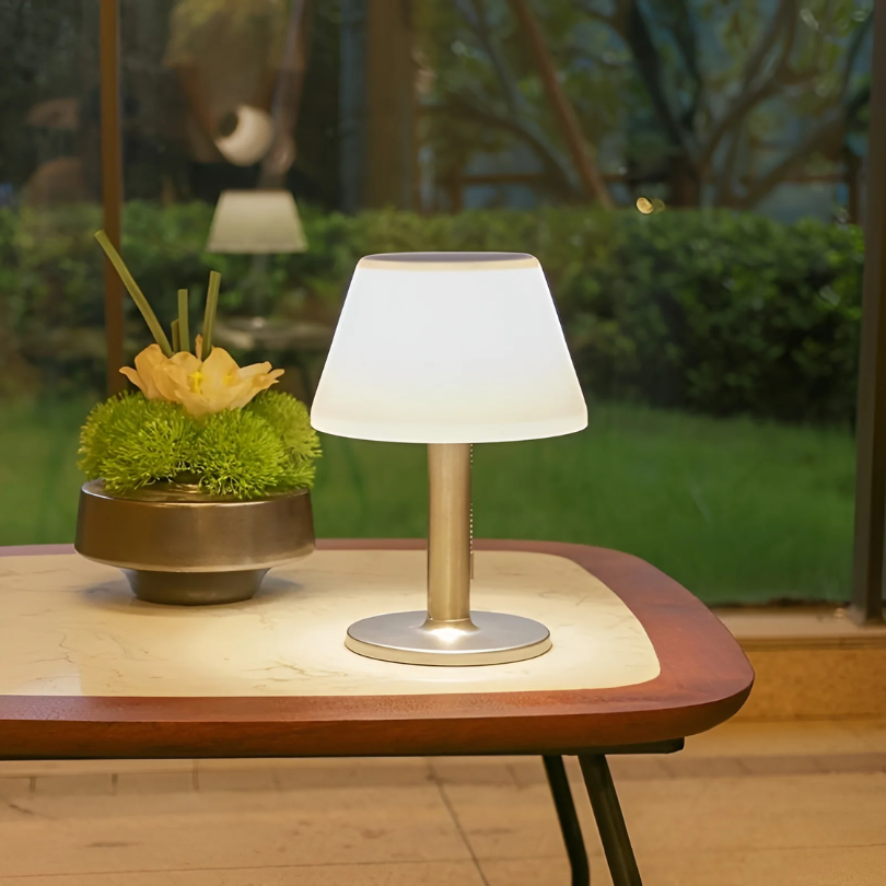 SolarLuxe Lamp – Modern Solar-Powered Table Lamp