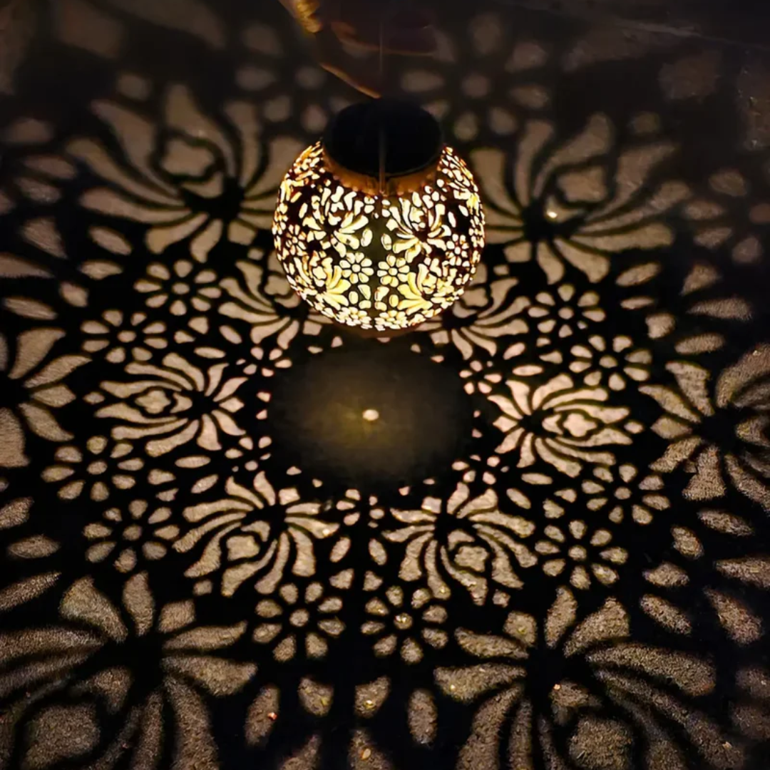 RadiantGlow – Waterproof LED Garden Lamp with Solar