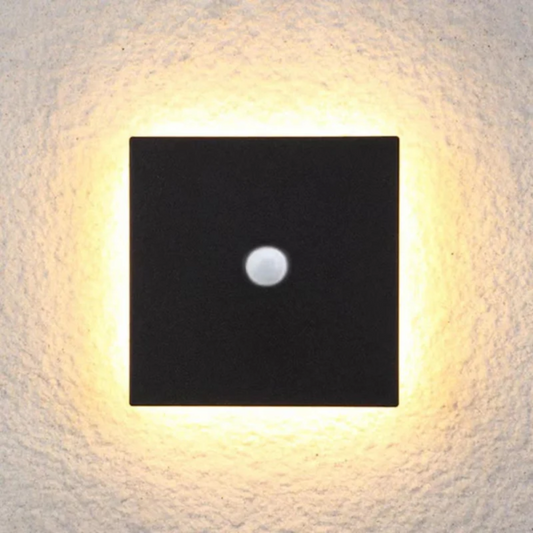 ZenithGlow - Sleek LED Wall Light for Modern Interior