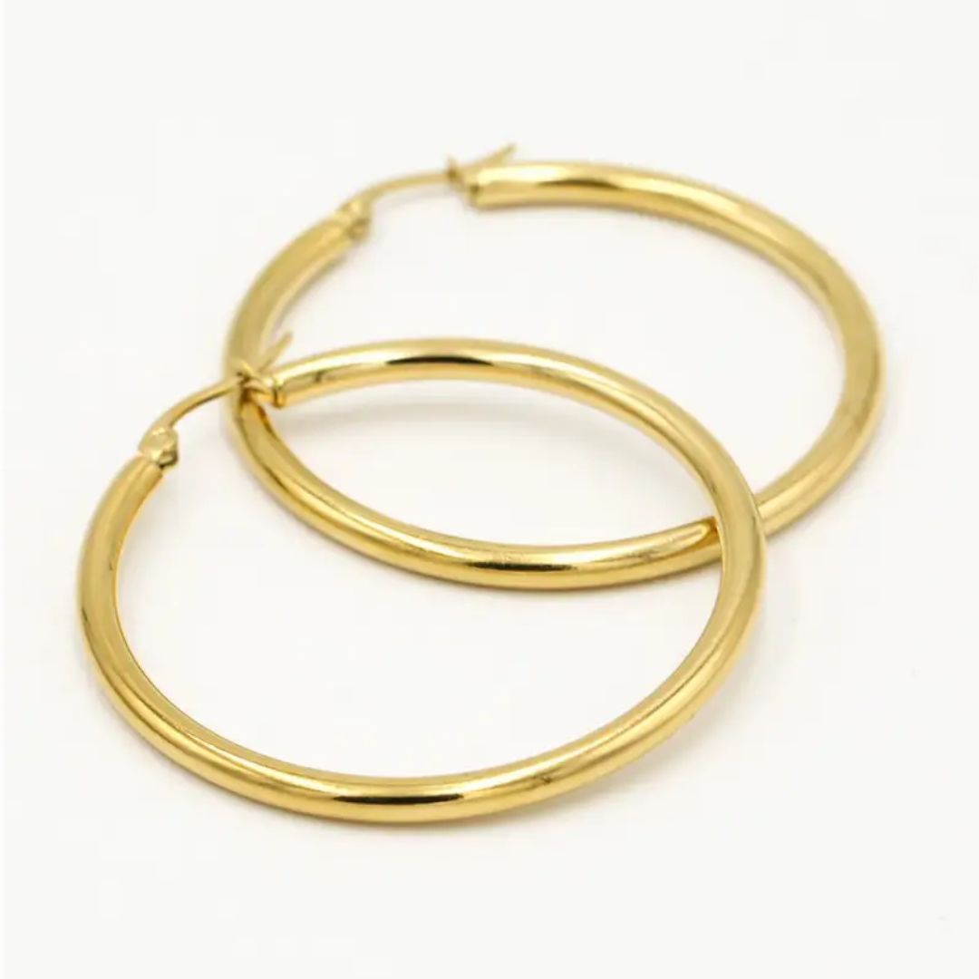 GoldenGlow Earrings – Elegant 40 mm Hoop Earrings