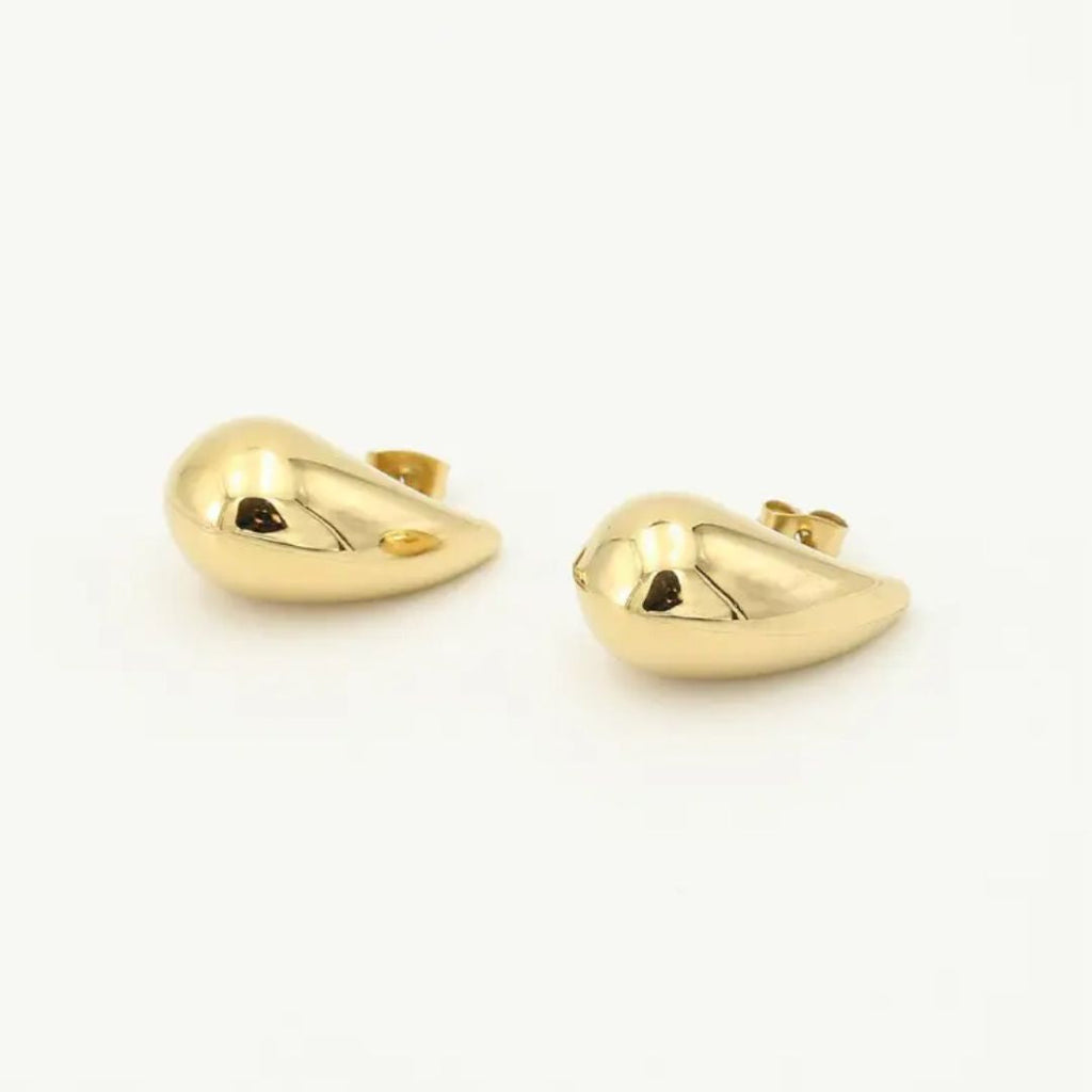 GoldenDrop Earrings – Elegant Earrings for Every Occasion