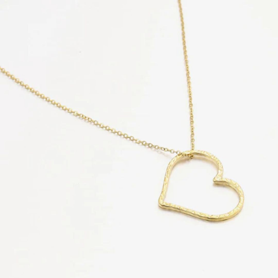 BoldHeart Necklace - Elegant Open Heart Pendant