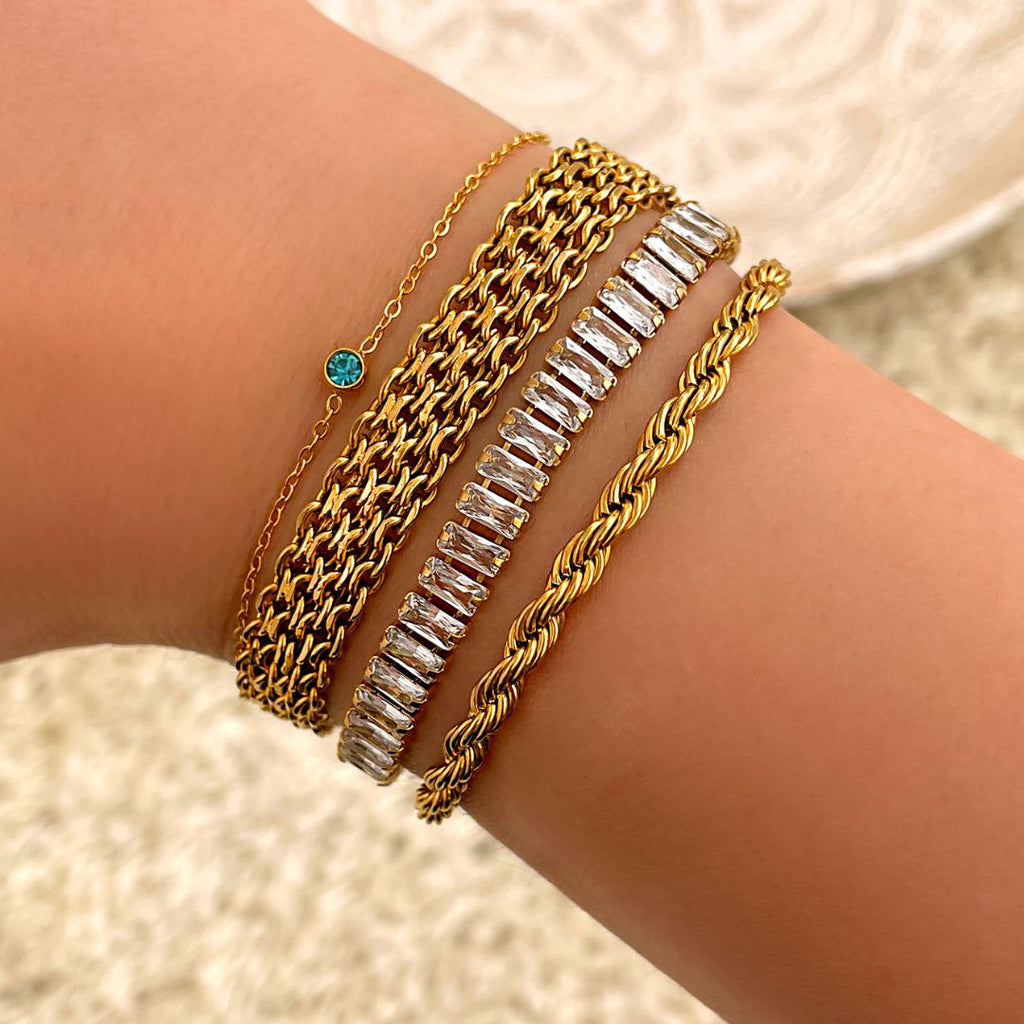 BirthGem Bracelet - Personal and Elegant Jewelry