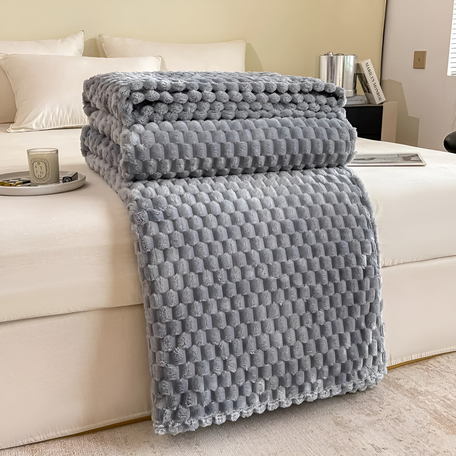 WarmHaven Blanket - Luxurious Microfleece Blanket for Ultimate Comfort and Style