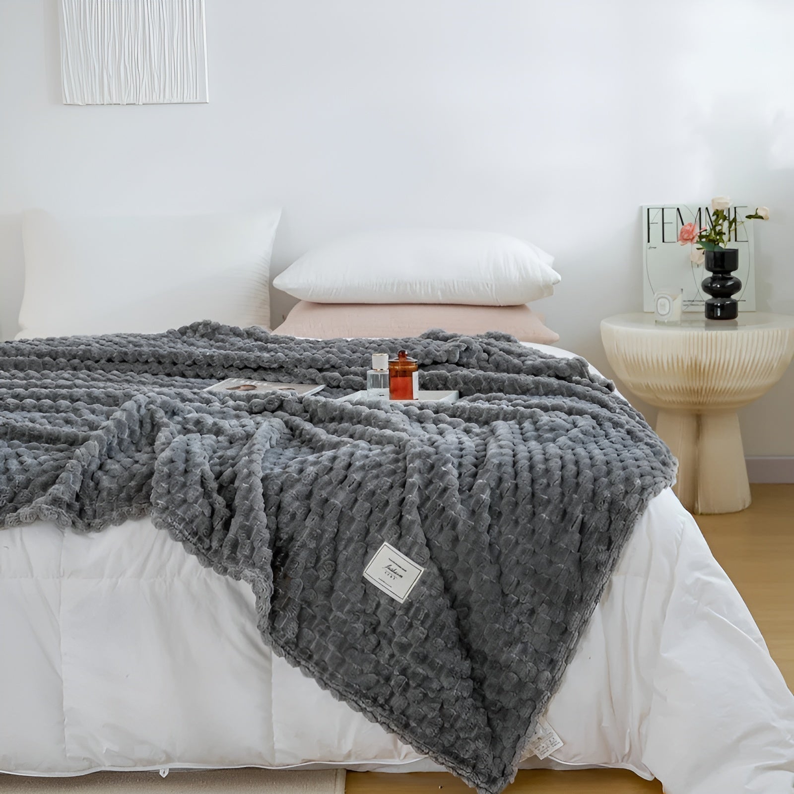 WarmHaven Blanket - Luxurious Microfleece Blanket for Ultimate Comfort and Style
