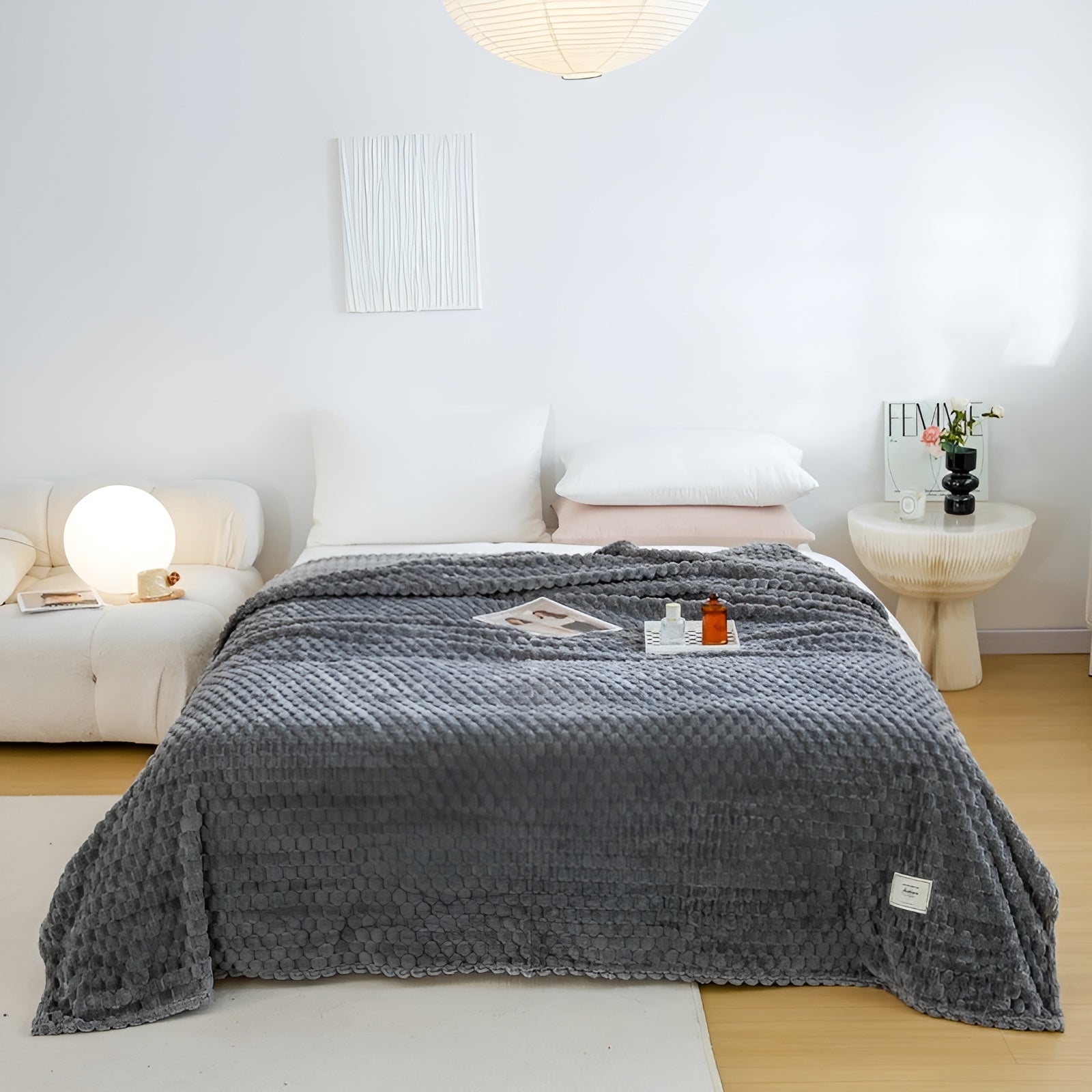 WarmHaven Blanket - Luxurious Microfleece Blanket for Ultimate Comfort and Style
