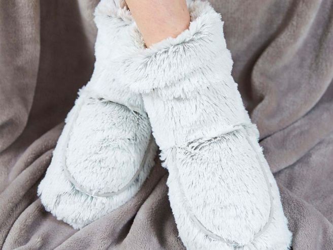 CozySteps – Luxury Slippers for Winter Comfort