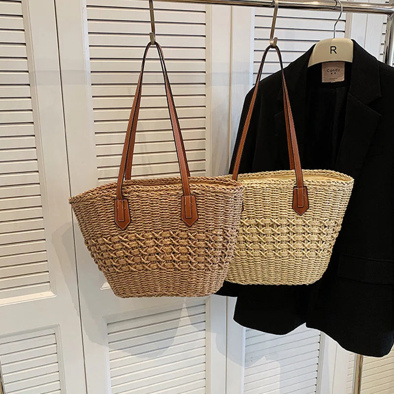 BohoVibe Tote – Elegant Straw Shoulder Bag