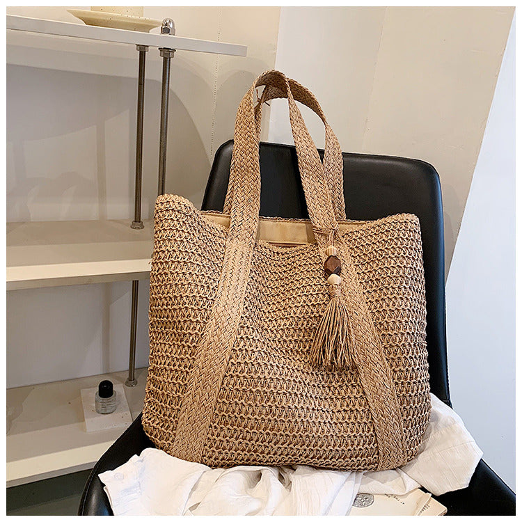 EcoChic Handbag - Stylish Woven Ladies' Bag