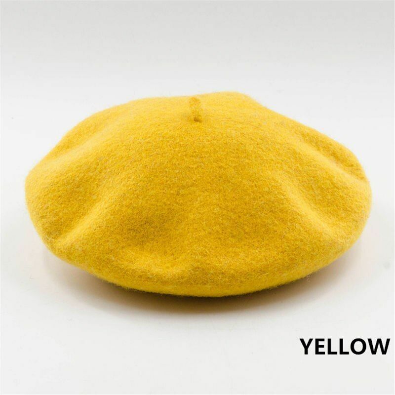 WoolCharm Beret – Luxury and Comfort for Winter
