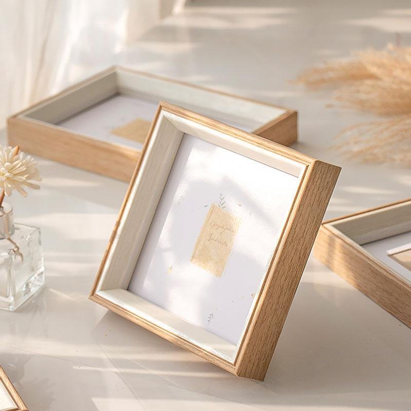 ElegantFrame – Luxury Photo Frame with Gold Border