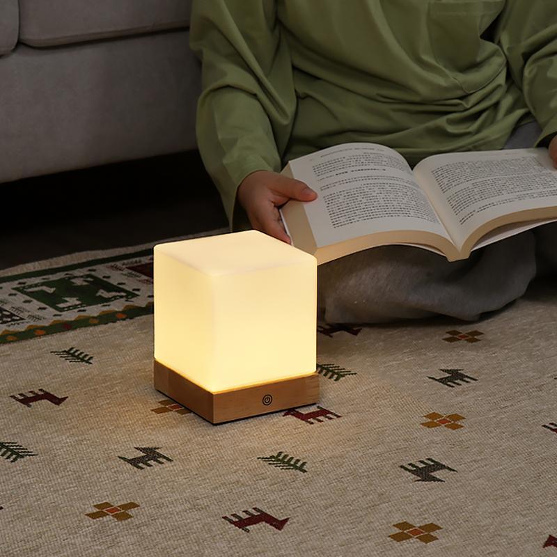 GloedCube Wireless LED Table Lamp – Modern and Energy-Efficient