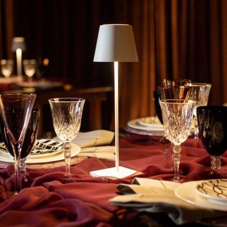 Wireless GlowLight LED Table Lamp - Lighting For Every Mood