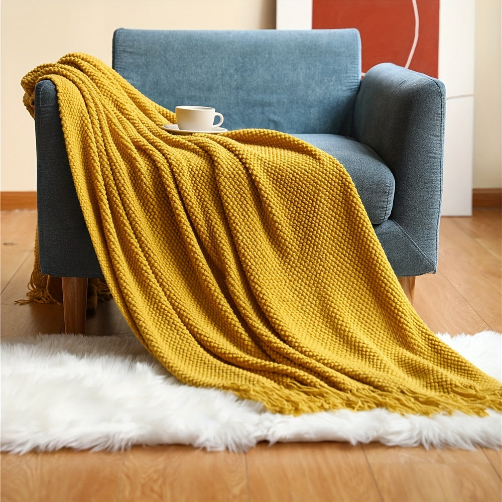 CozyWeave – Stylish Knitted Blanket with Tassels