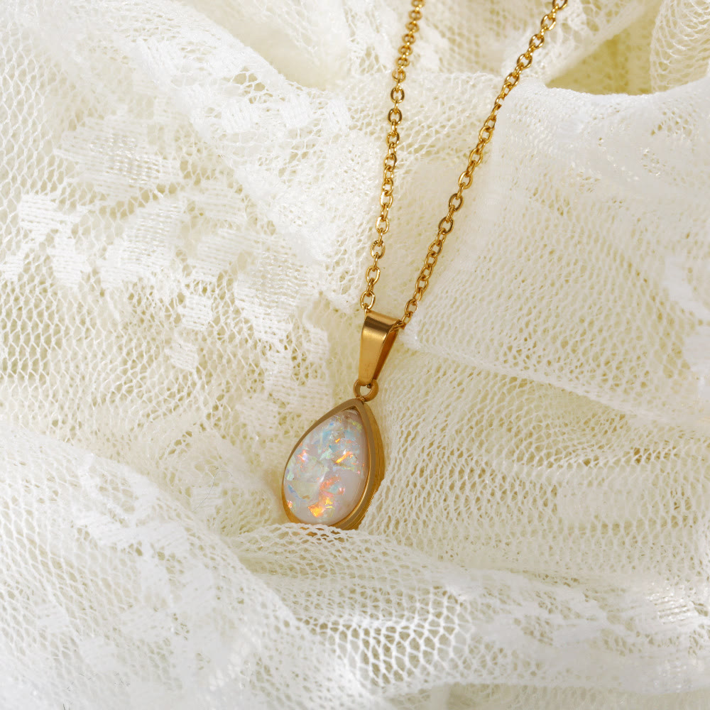 Eloise 18K Natural Opal Teardrop Pendant Necklace - An Enchanting Elegance