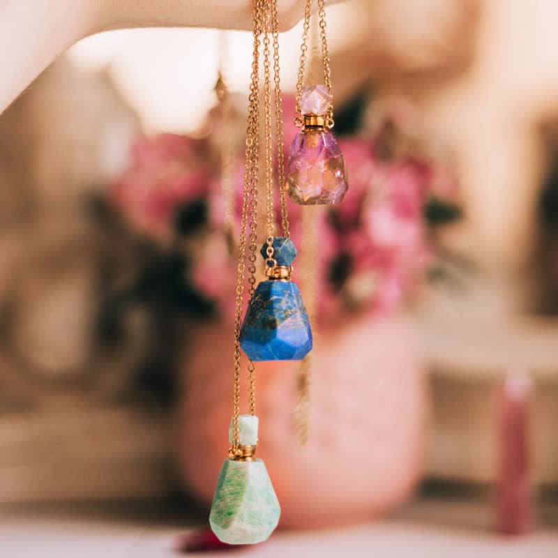 Elegant Necklace with Crystal Perfume Bottle - Iris
