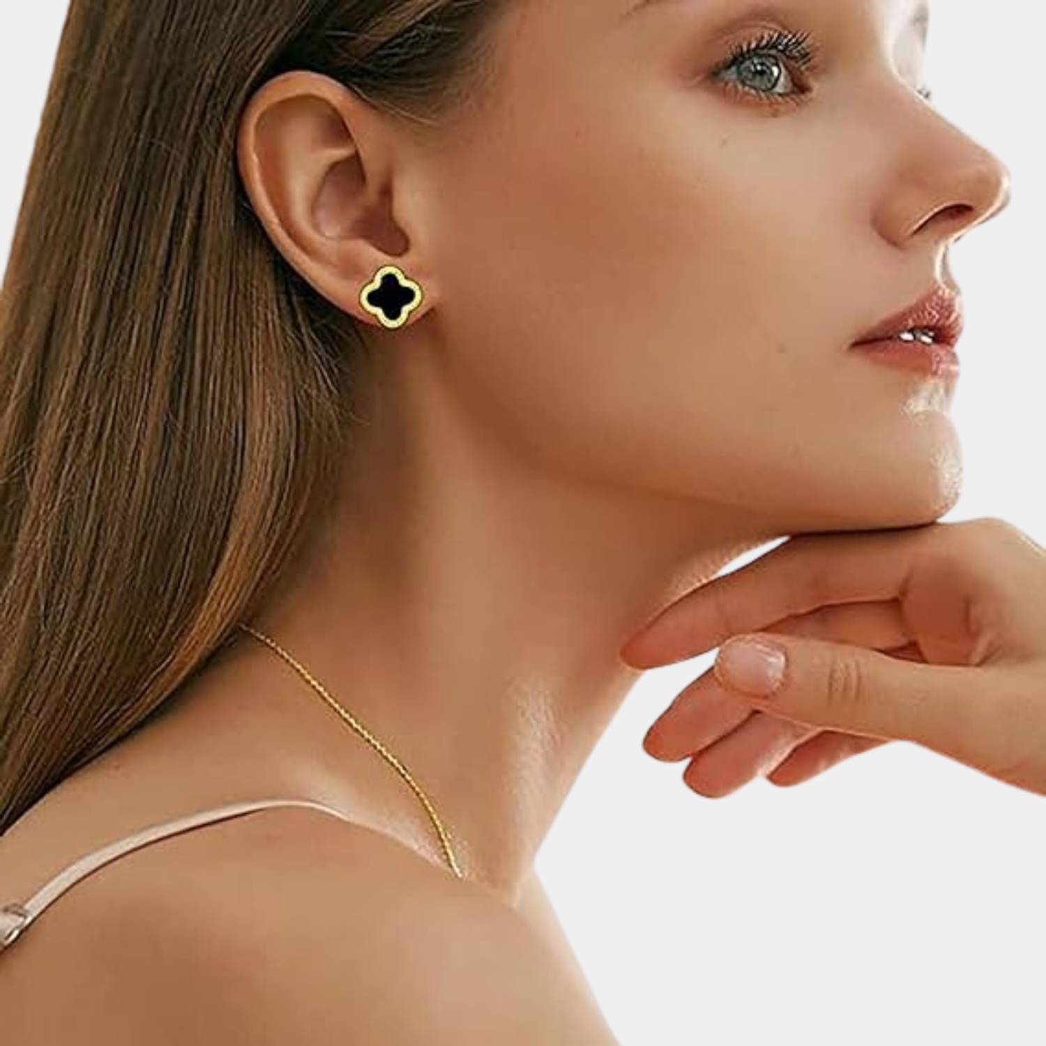 Golden Clover Jewelry Set – Necklace, Bracelet & Earrings