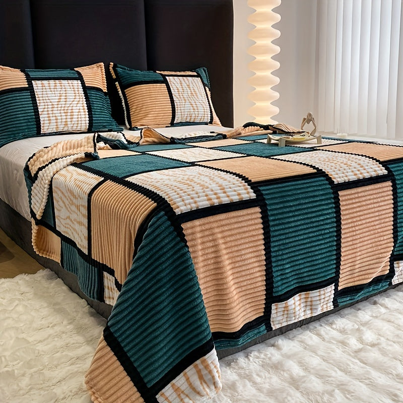 CozyLuxe – Flannel Blanket for Every Season