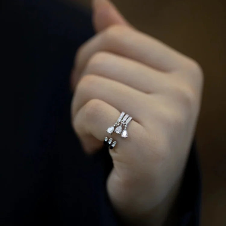 Elegant Adjustable Water Droplet Ring - Isaline Collection