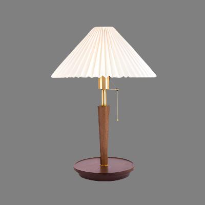 Elegant Vintage Wooden Woodly Table Lamp - Table Lamp with Pleated Design