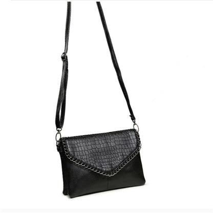 Alexa Clutch - Timeless Elegance in Fashion