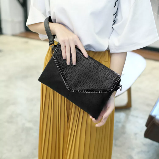 Alexa Clutch - Timeless Elegance in Fashion