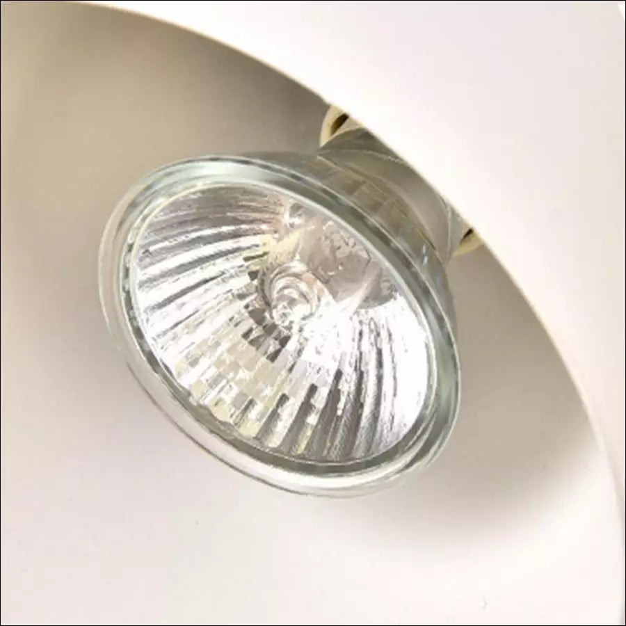 SophiaGlow - Stylish Candle Warmer for Atmospheric Lighting