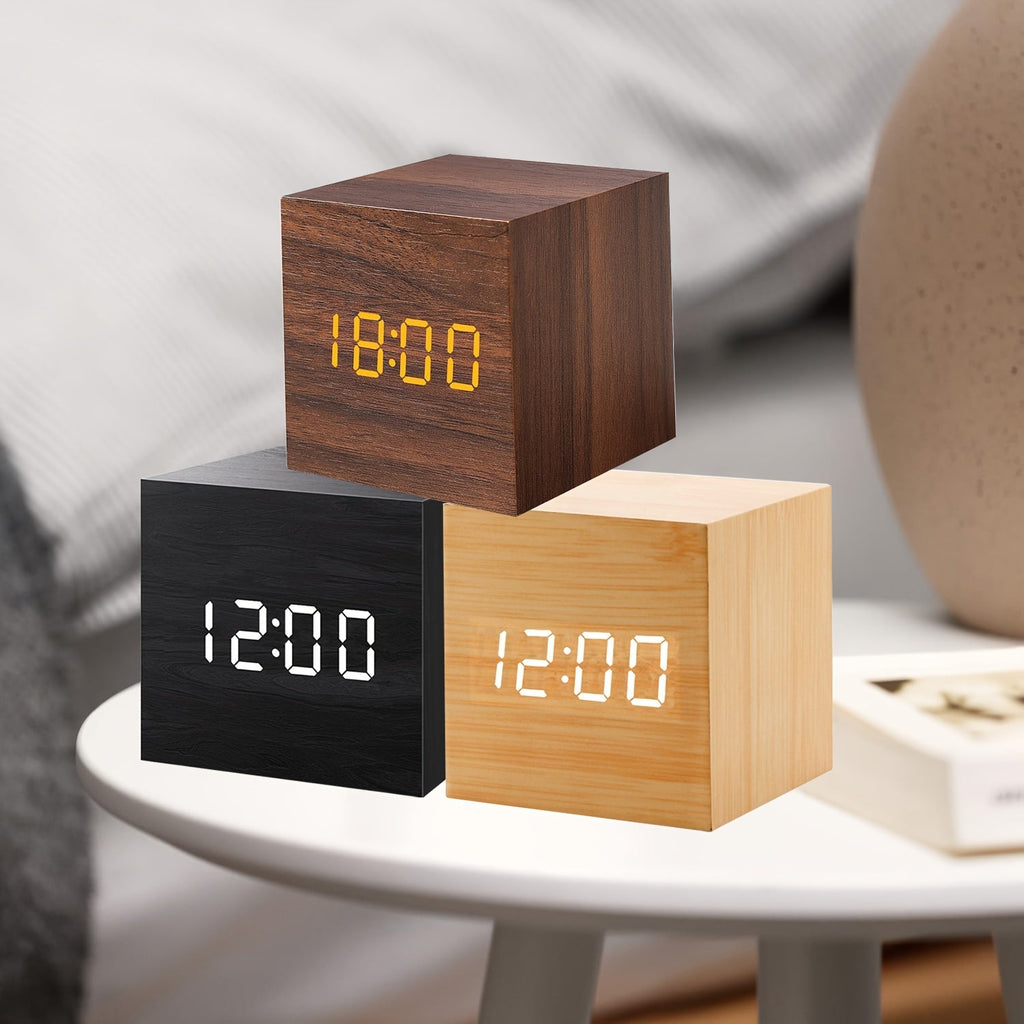 WoodTime Clock – Stylish Wooden Alarm Clock with LED Display