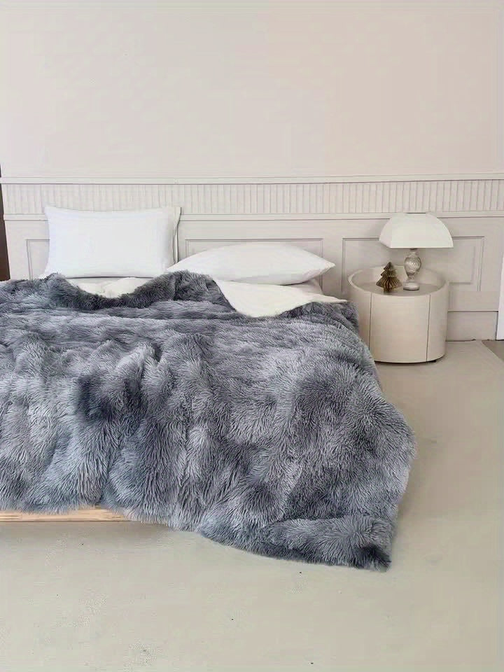 Luxurious Thick Lambskin Blanket for Warmth and Elegance