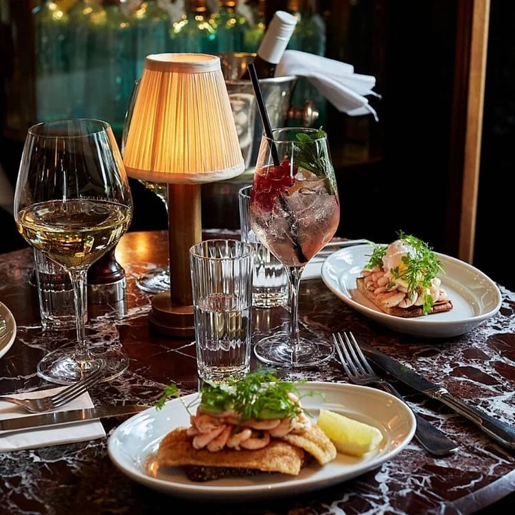 LuxeSilk Wireless Table Lamp