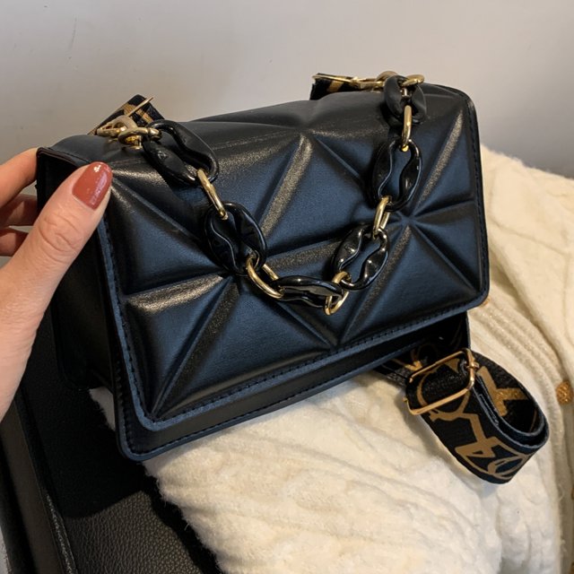 Savannah Chic - Quilted Designer Handbag
