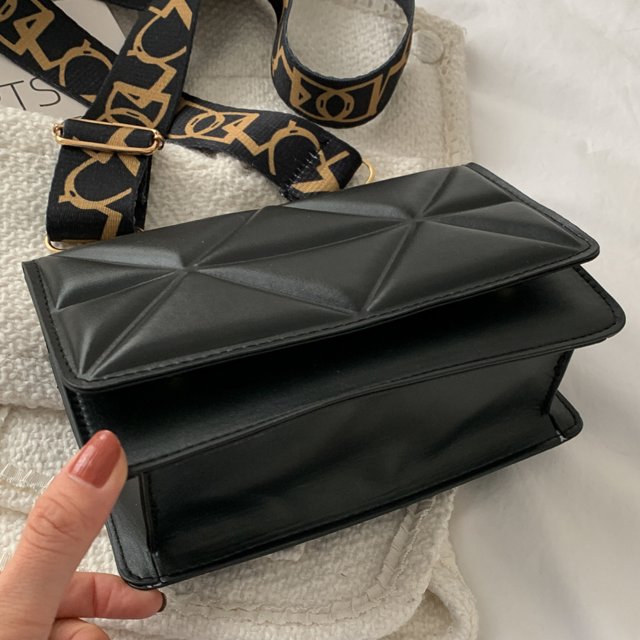 Savannah Chic - Quilted Designer Handbag